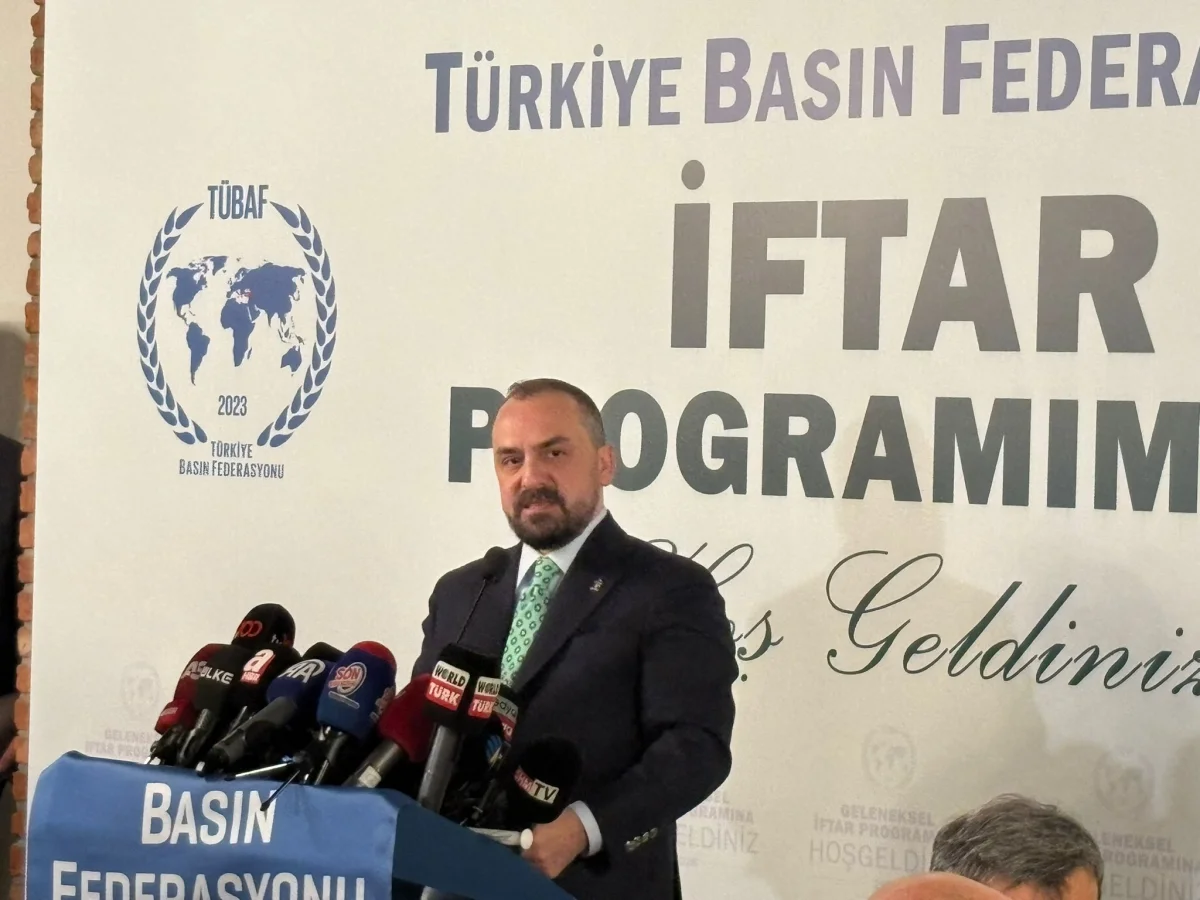 Gazetecilere yeşil pasaport açıklaması: Önemli aşama kaydettik, bir kaç aya…