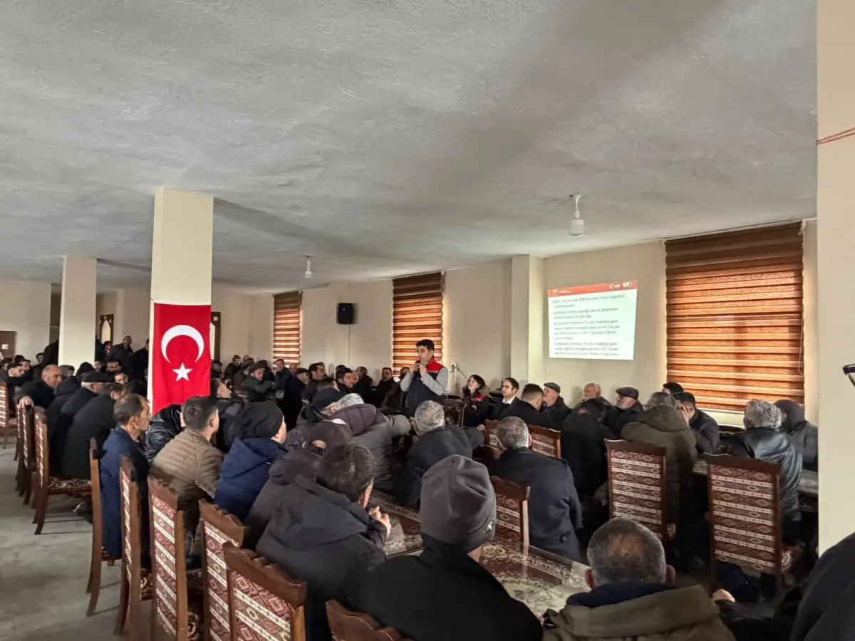 Kars’ta bitki koruma ürünleri uygulayıcı eğitimi düzenlendi