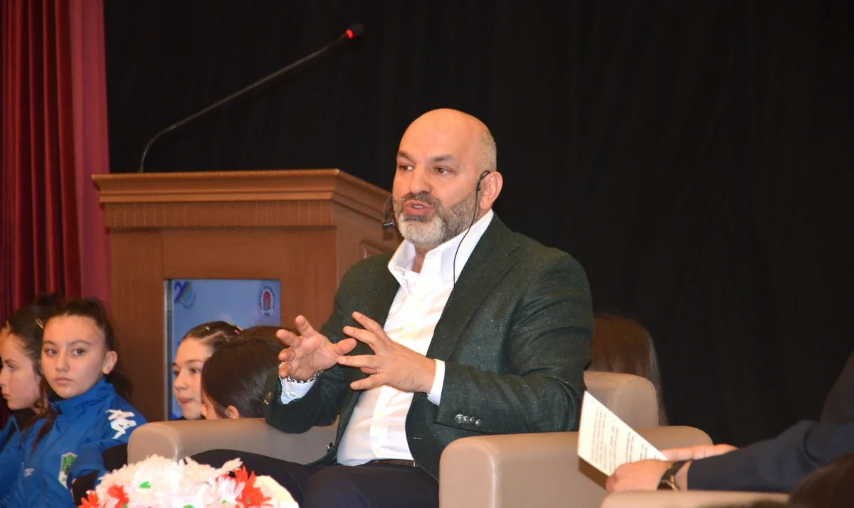 RTÜK üyesi Hasan Davulcu Amasya Üniversitesi öğrencileriyle buluştu