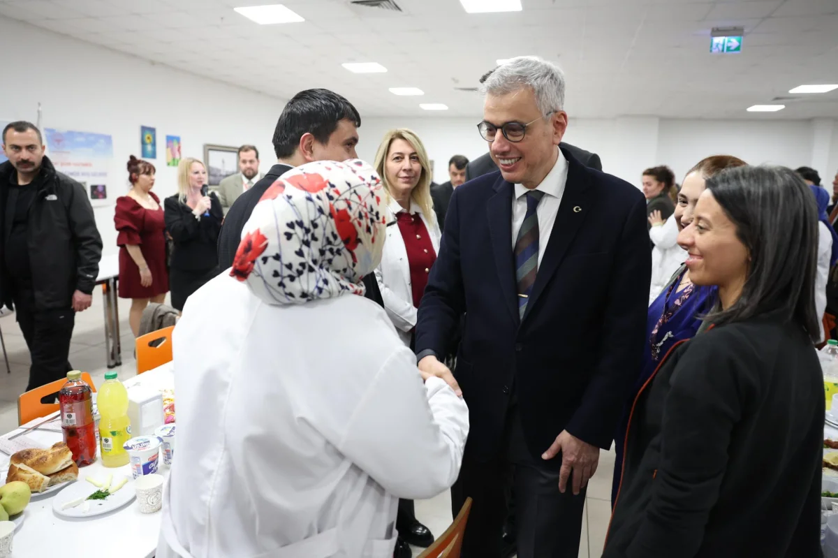 Sağlık Bakanı Memişoğlu: Ankara Bilkent Şehir Hastanesi günde 30 bin kişiye hizmet veriyor