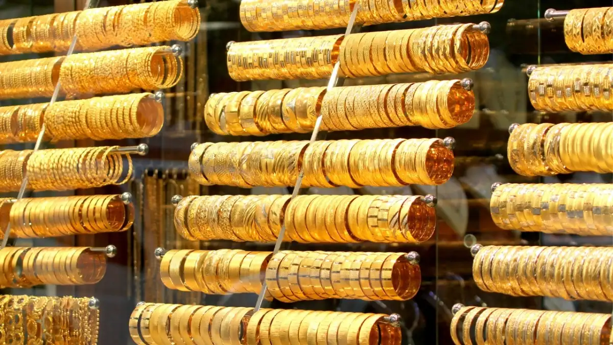 Altın fiyatları haftaya sert kayıpla başladı