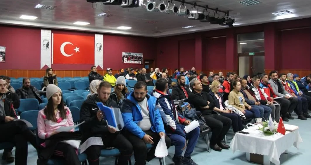 Anadolu Yıldızlar Ligi Kayak Türkiye Birinciliği Teknik Toplantısı gerçekleştirildi