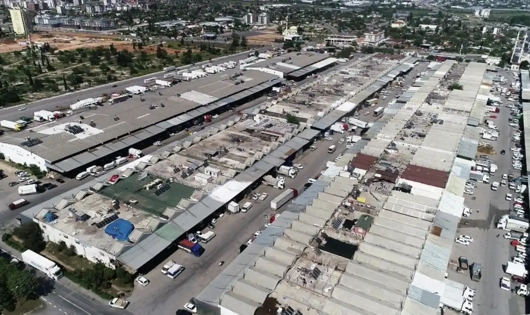 Antalya Hali’nden 64 ülkeye dev ihracat