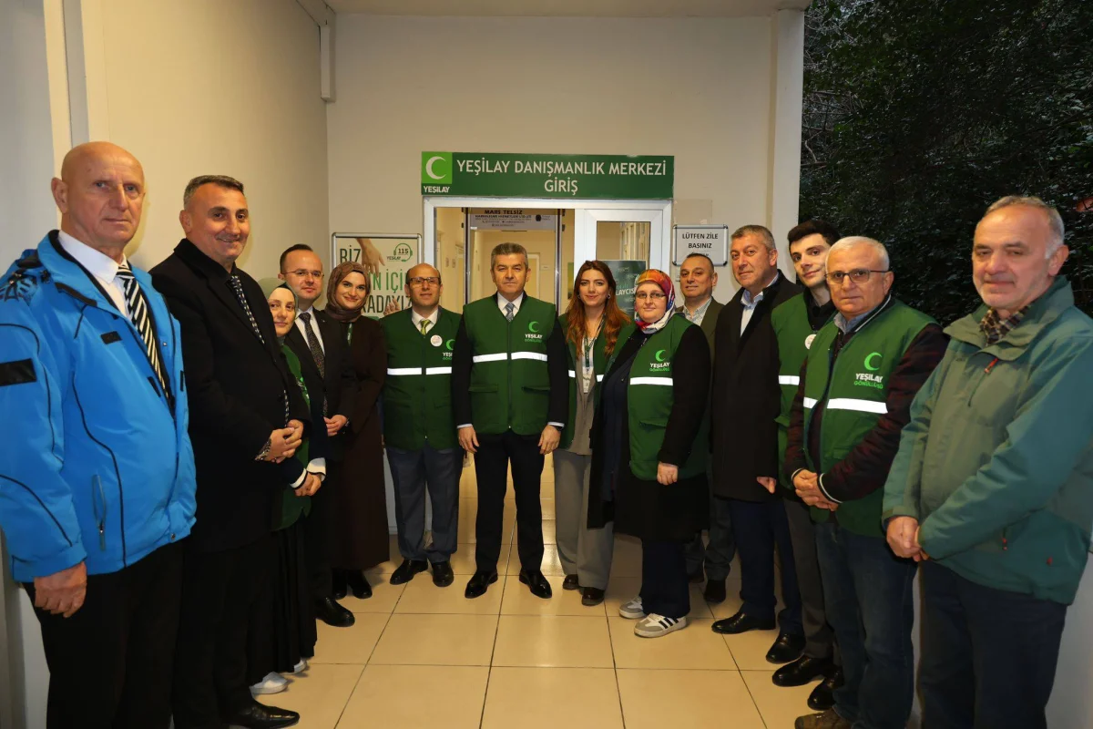 Artvin Valisi Ergün, Hopa’da Yeşilay Haftası etkinliğine katıldı