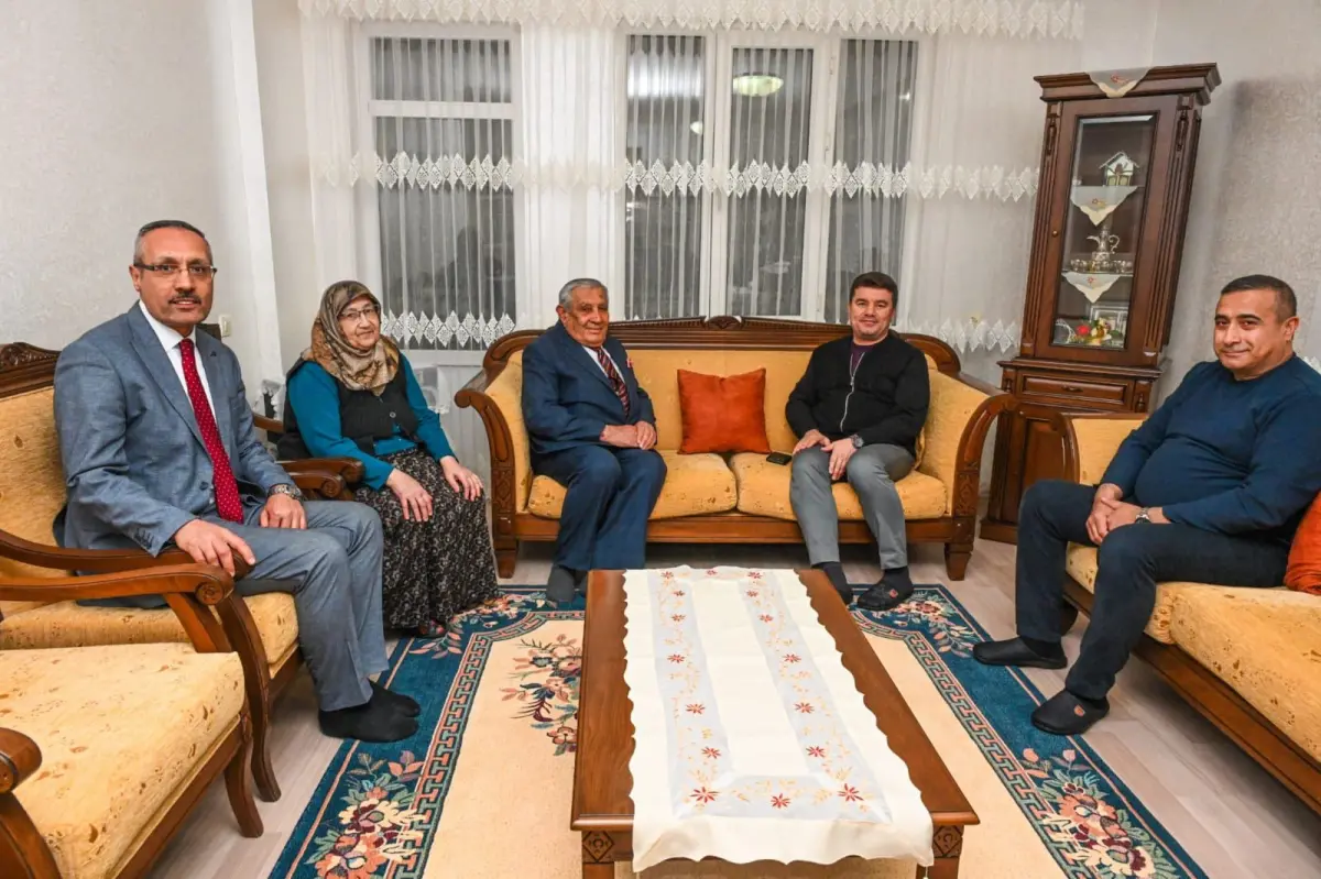 Başkan Dinçer, iftar sofalarında vatandaşlarla buluşuyor