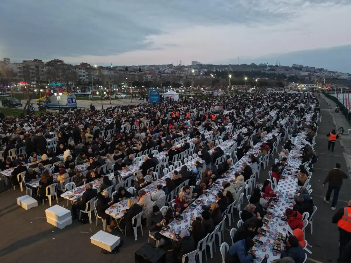 Büyükşehir’in iftar buluşmaları Süleymanpaşa ile taçlandı