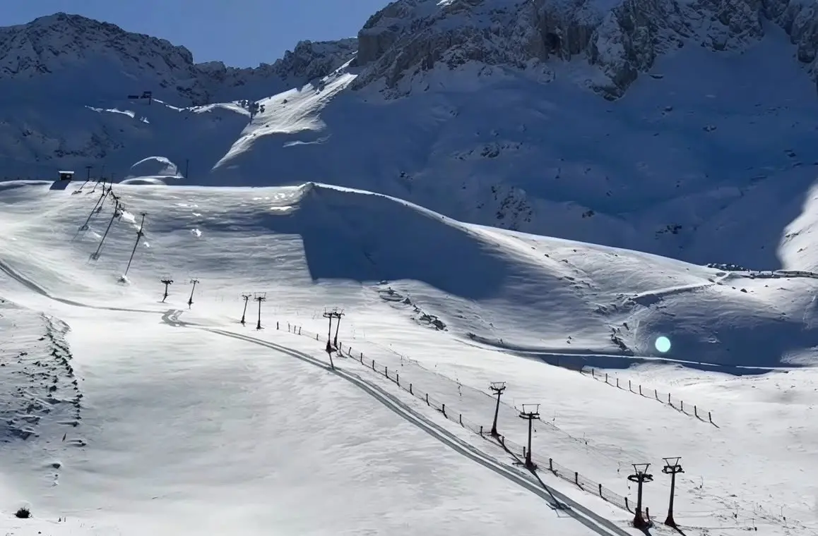 Davraz’da kayak sezonu uzatıldı: Ziyaretçi sayısı 210 bini geçti