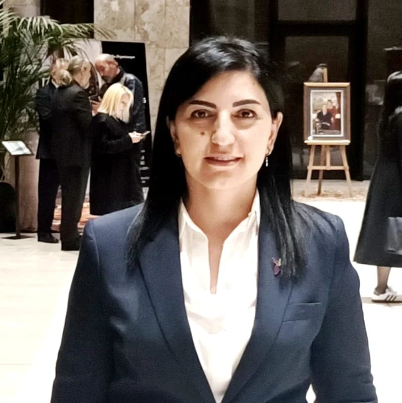 Dr. Şehla Aslan: Alfabe, Kimlik ve Tarihin Sessiz Tanıkları: “1926” Belgeseli Ne Anlatıyor?