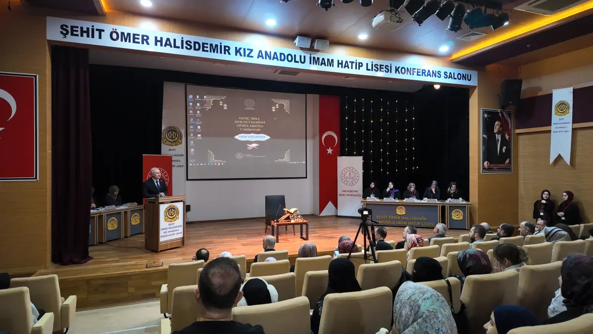 Genç Nida  Kur’an’ı Güzel Okuma Yarışması’nın Finali Çekmeköy’de yapıldı