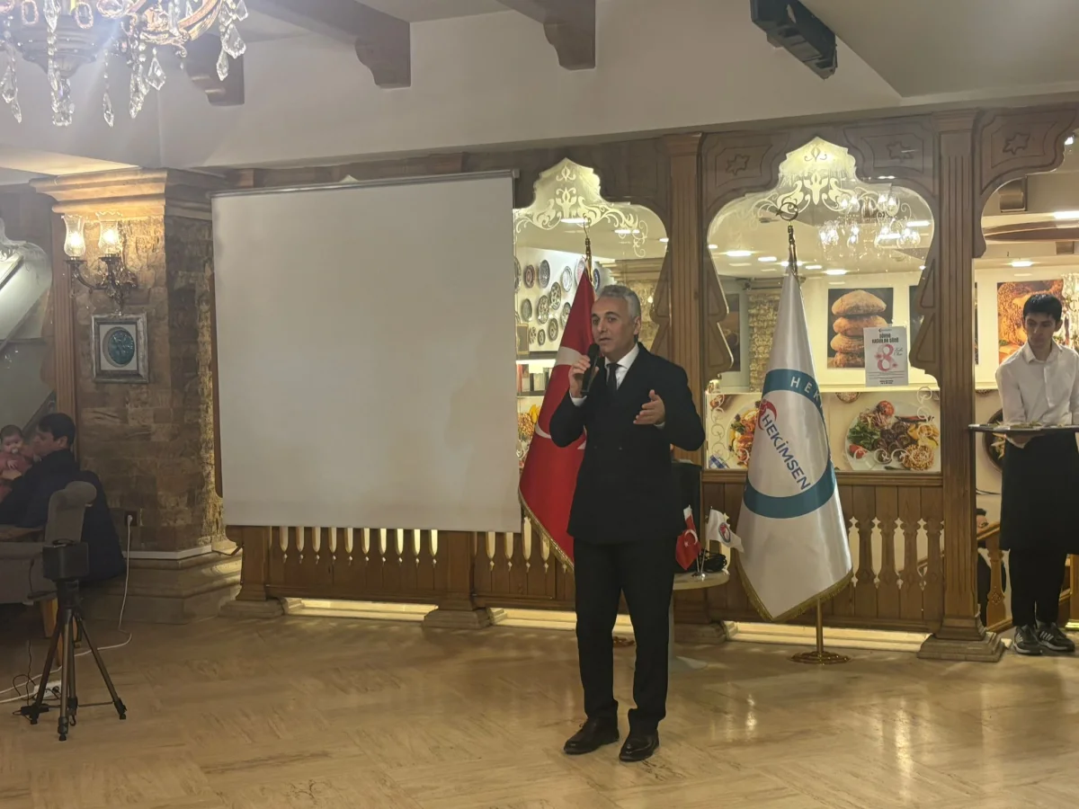 HEKİMSEN Genel Başkanı Adil Kurban: Hekimler ortak sorunları için bir araya gelmelidir