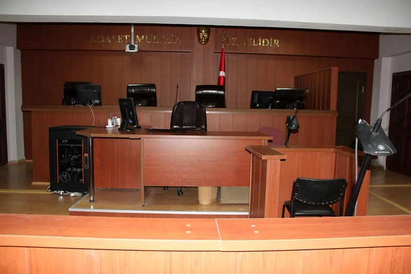 İBB yolsuzluk davasında duruşma ertelendi