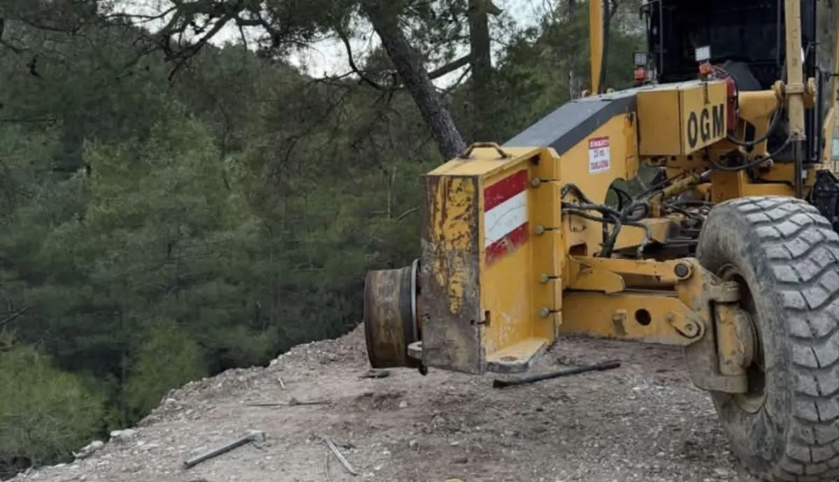 Isparta’da iş makinası tekerleği can aldı