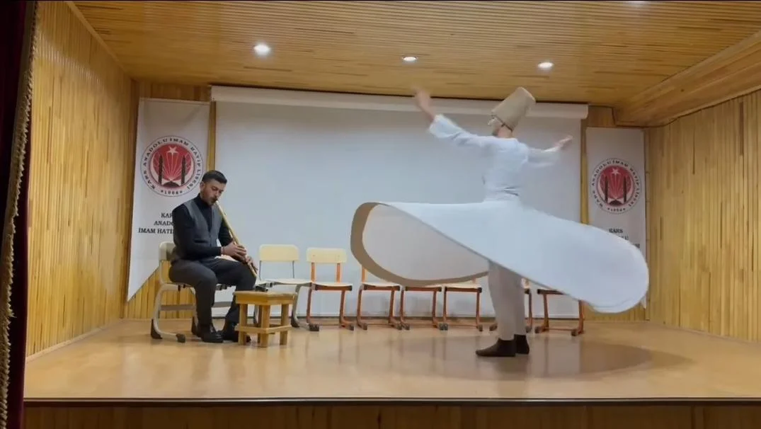 Kars Anadolu İmam Hatip Lisesi’nde Ramazan’a özel sema gösterisi