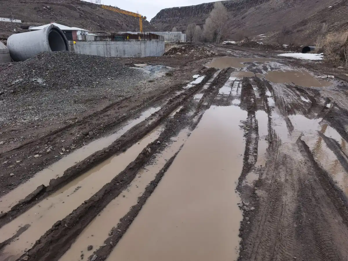 Kars Dereiçi yolu çile yolu