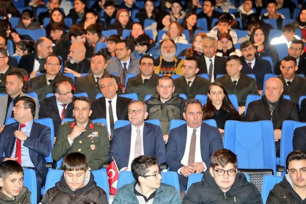 Kars’ta İstiklal Marşı’nın kabulünün 105. Yılı Coşkuyla anıldı
