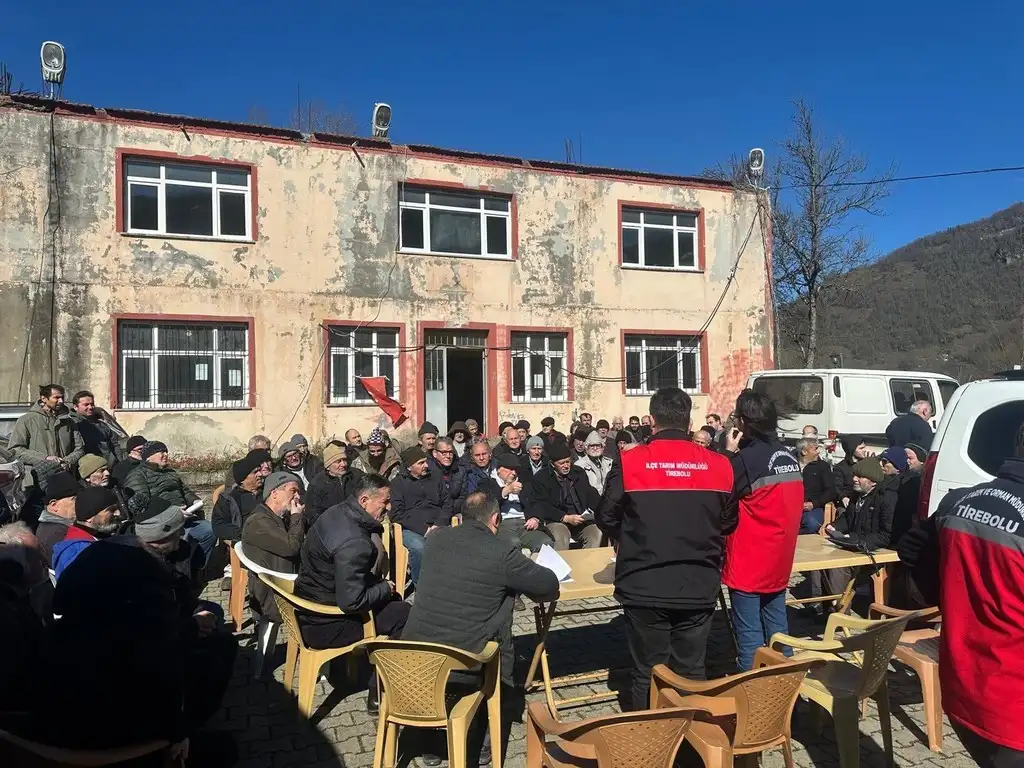 Kuzgun Köyü’nde bitki koruma ve B Reçete eğitimi düzenlendi