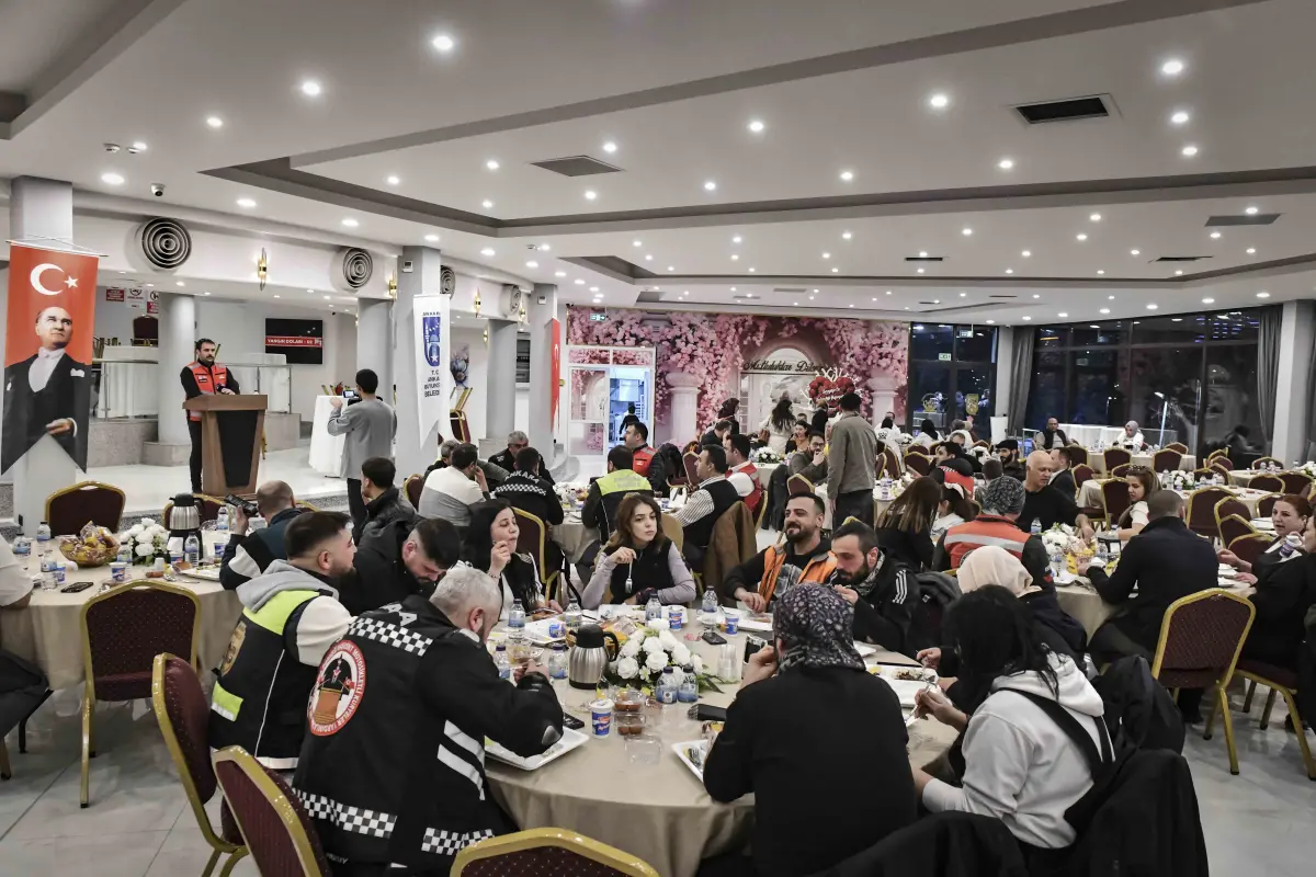 Moto Kuryeler Ankara Büyükşehir Belediyesi’nin İftar sofrasında buluştu