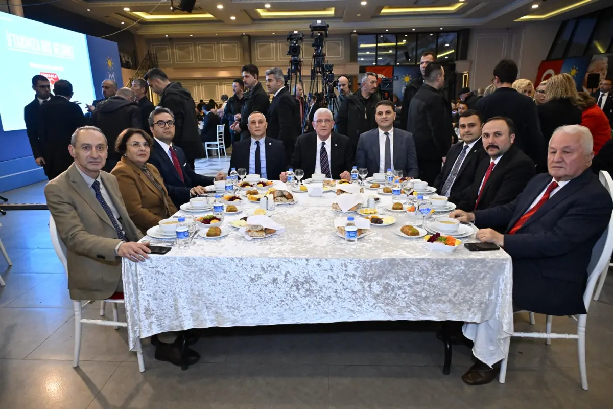 Musavvat Dervişoğlu Giresun’da konuştu