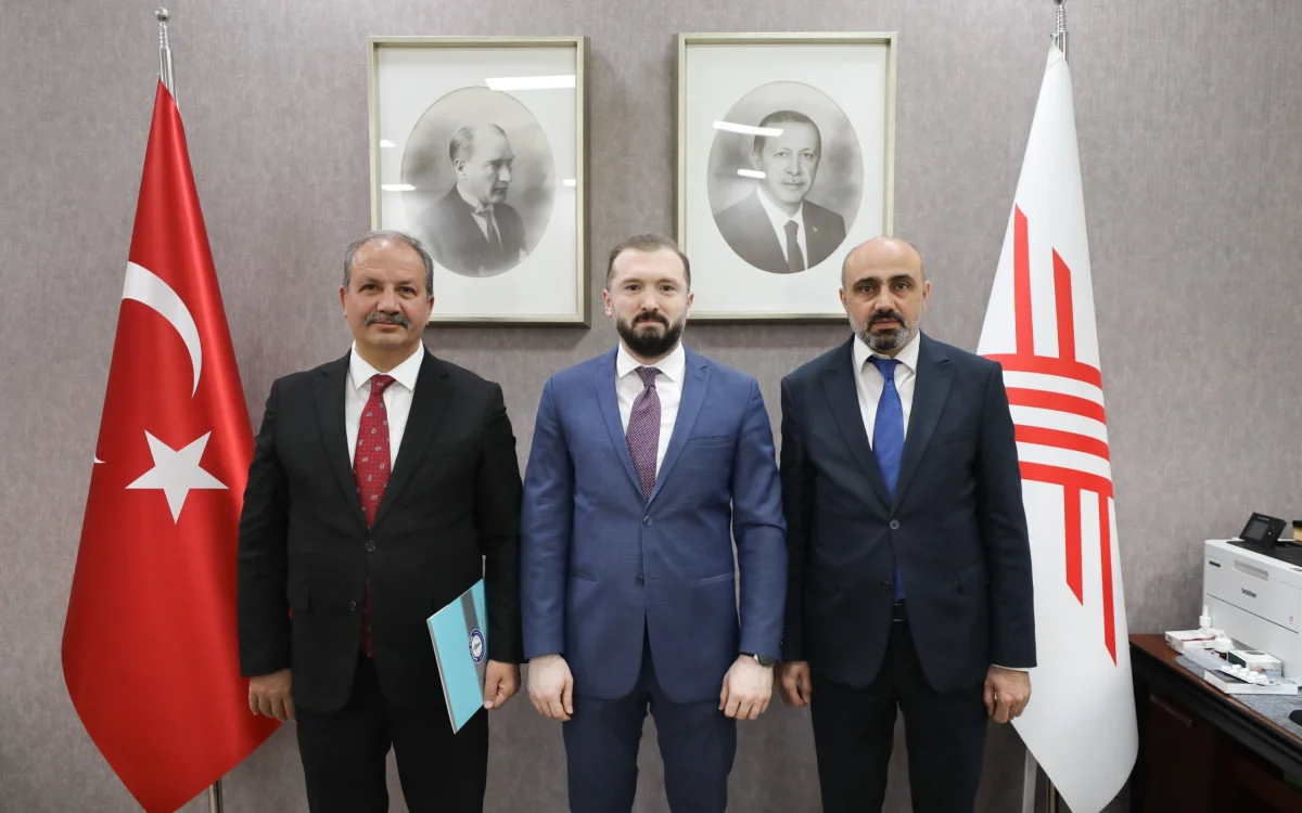 Sağlık-Sen’den YÖK’e ziyaret: Teşvik ek ödeme ve yer değişikliği talepleri gündemde