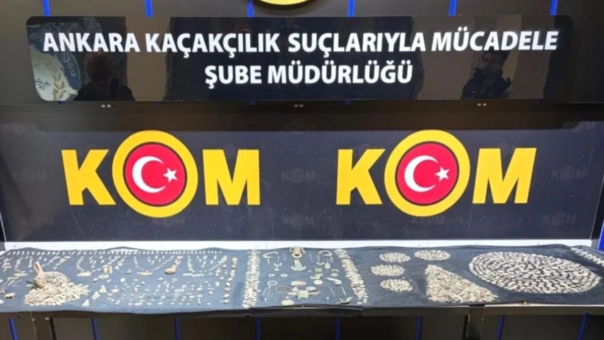 Sincan’da bir hobi bahçesinde toprağa gömülü dev bir hazine gün yüzüne çıkarıldı