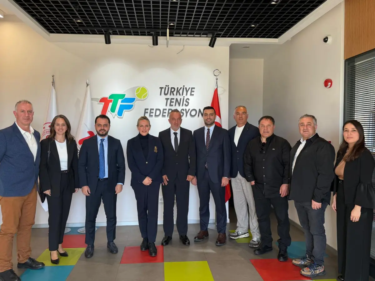 Tenis Kulüpleri Derneği’nden Ankara’da temas trafiği