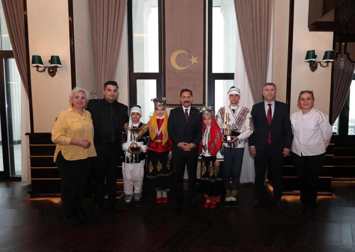 Vali Masatlı gençleri ağırladı