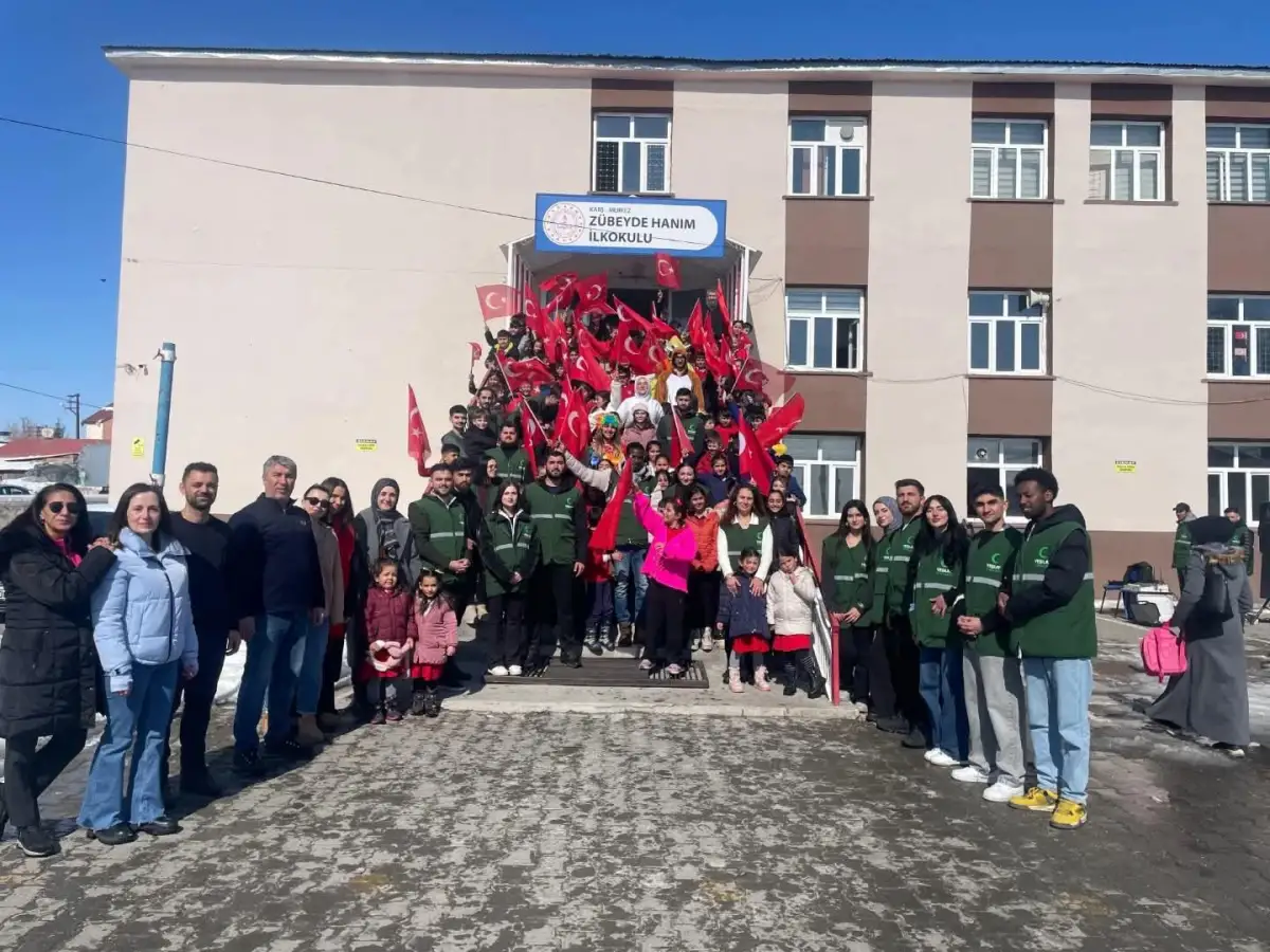 Kars’ta Yeşilay’dan çocuklara sağlıklı yaşam mesajı