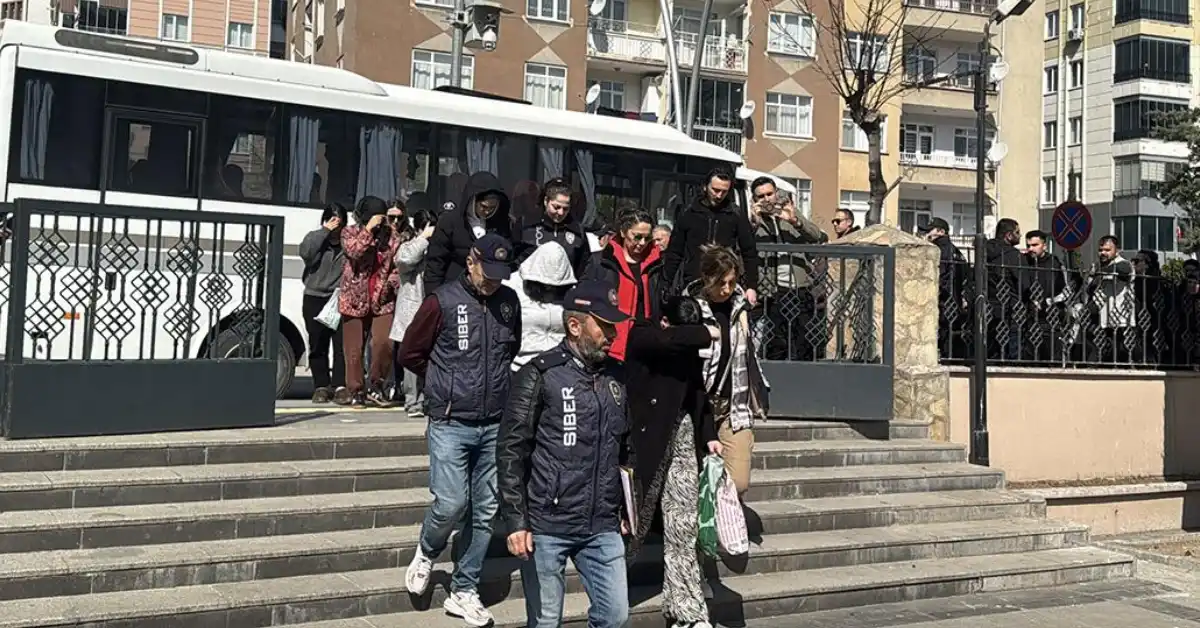 2,4 milyar liralık bahis ve dolandırıcılık ağı çökertildi