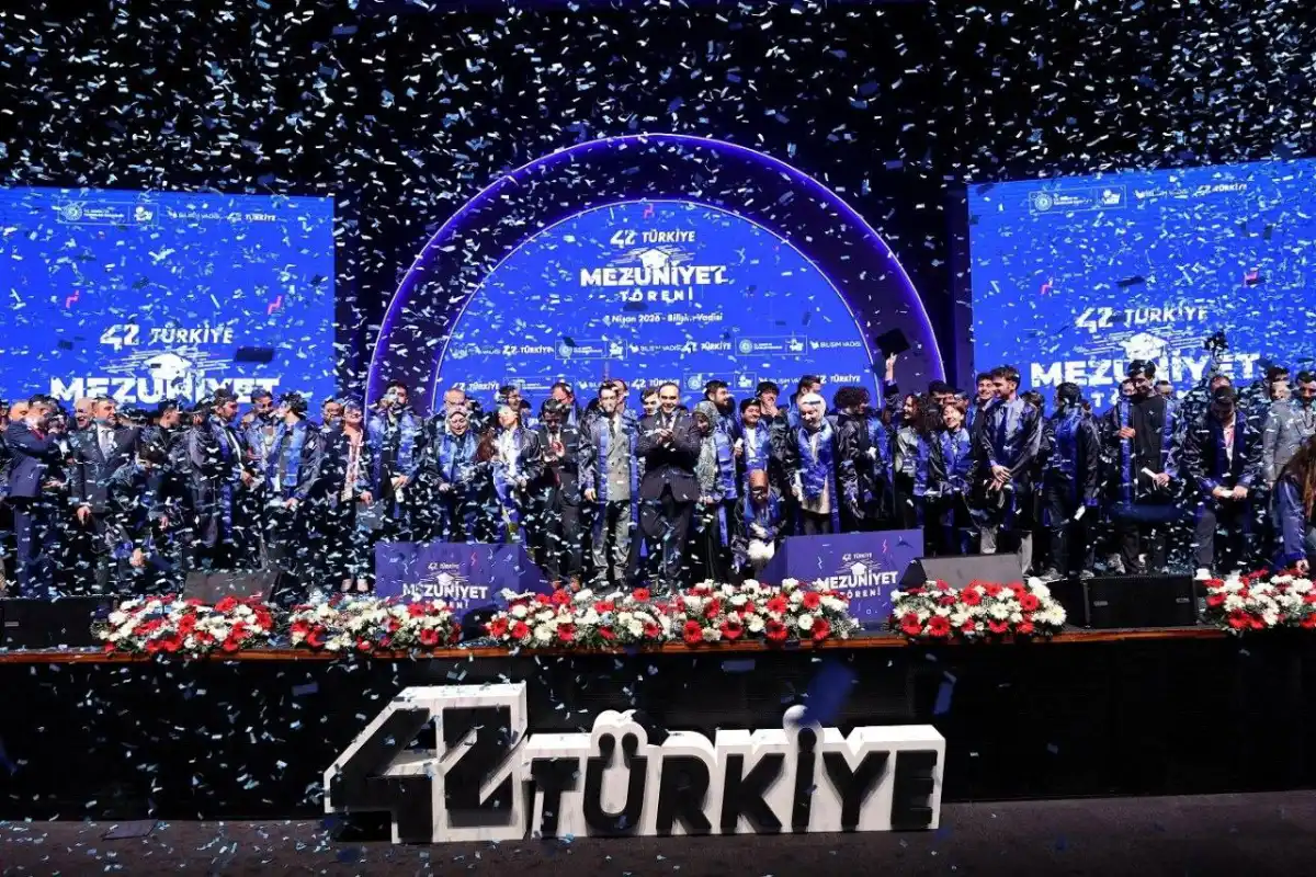 42 Türkiye Modeliyle Yeni Nesil Yazılımcılar Yetişiyor