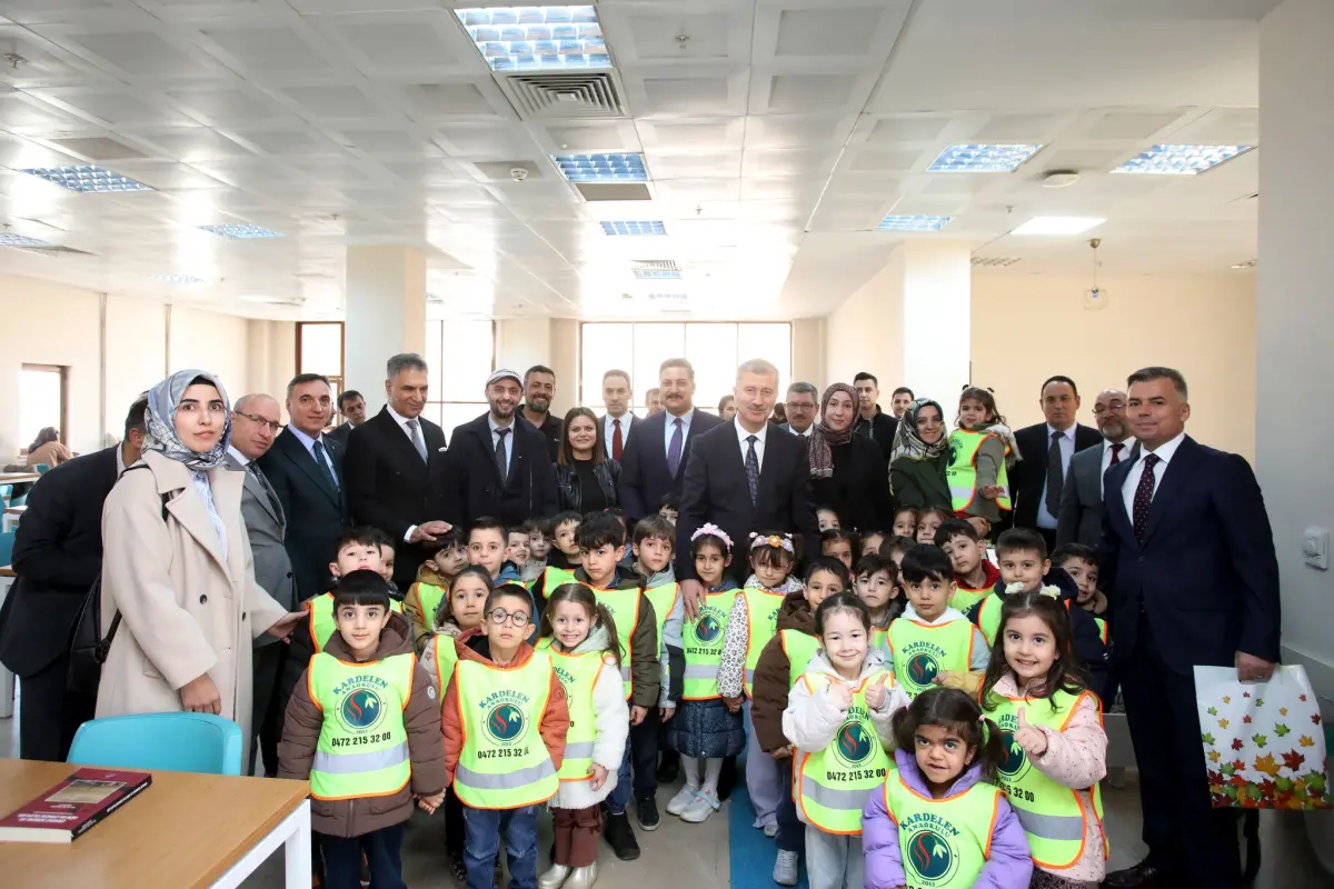 AİÇÜ’de Kütüphaneler Haftası kapsamında okuma etkinliği gerçekleştirildi