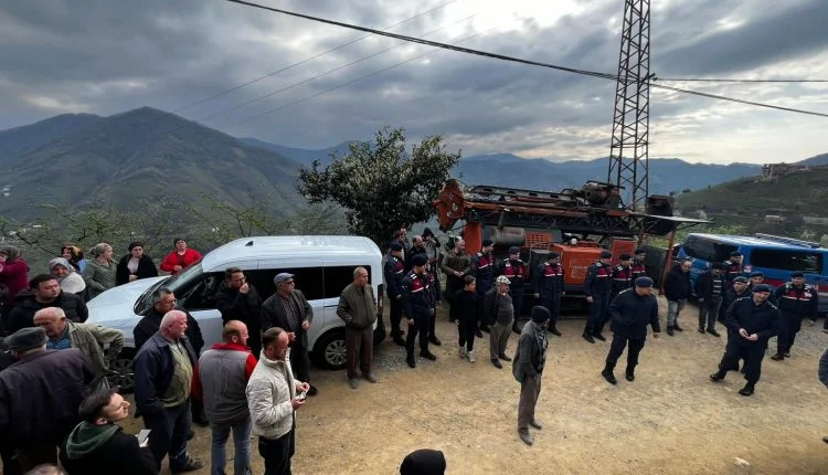 Ak Parti milletvekilleri: “Bilgi kirliliğine geçit yok, önce insan ve çevre”