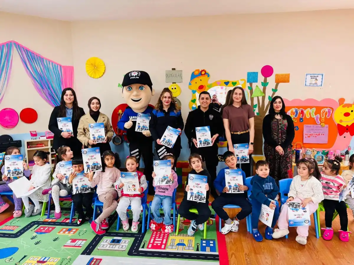 Akyaka’da Miniklere Polislik Mesleği Tanıtıldı