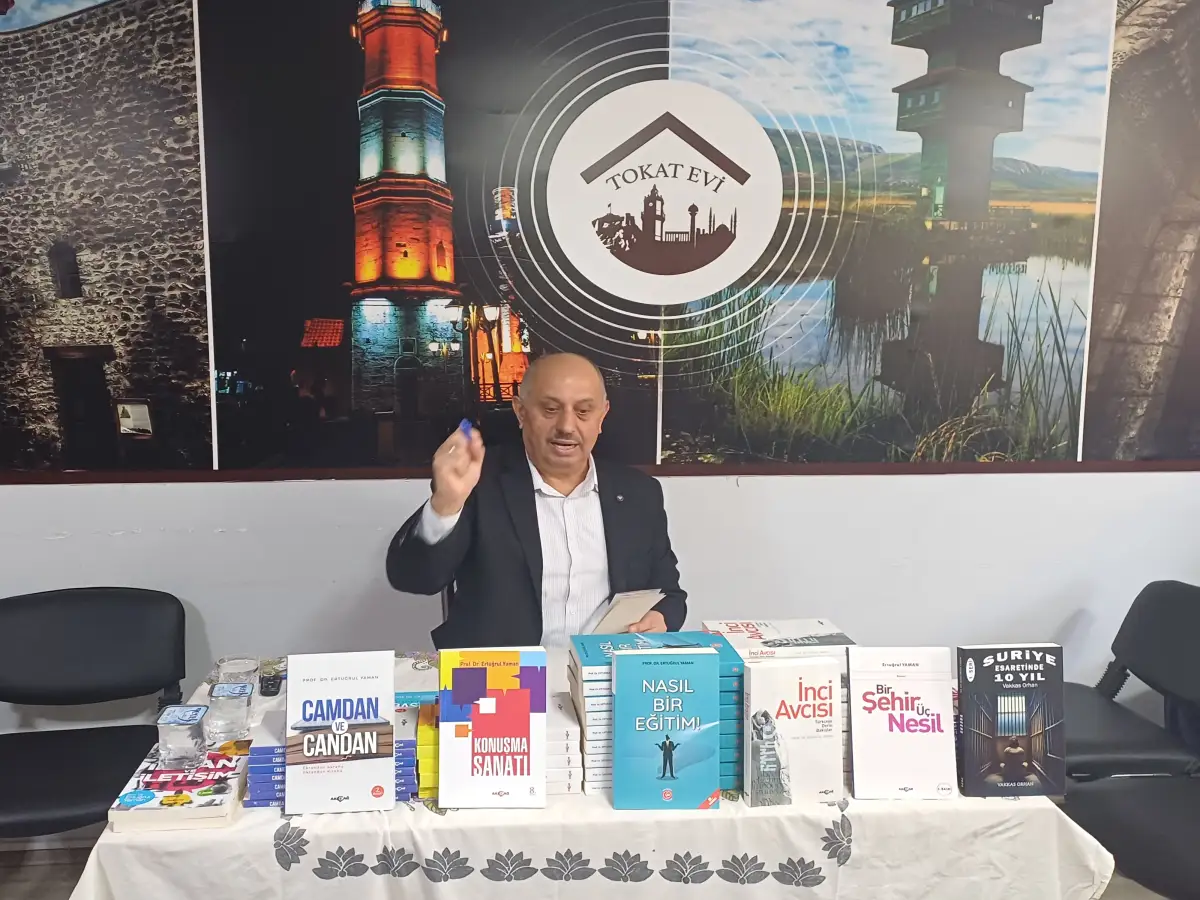 Ankara Tokat Evi İrfan Meclisinde Modern eğitimci nasıl olmalı söyleşisi düzenlendi