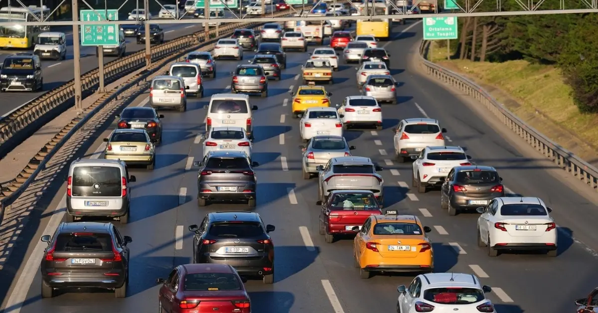 Araç sayısında rekor artış: Trafikteki araç sayısı 34 milyonu aştı
