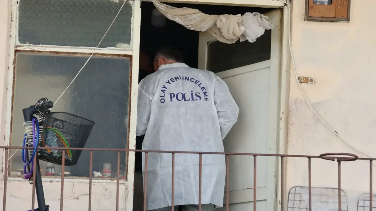 Aynı evde 11 yıl sonra ikinci facia: Baba ve oğlu ölü bulundu