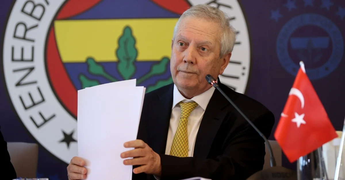 Aziz Yıldırım Divan’da sert çıktı: “Bu transferleri kim yaptı!”