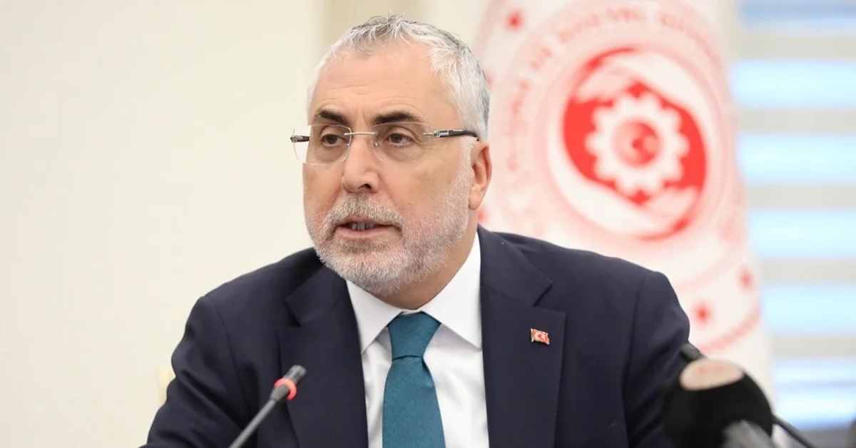 Bakan Işıkhan: Dijital dönüşüm tehdit değil fırsat