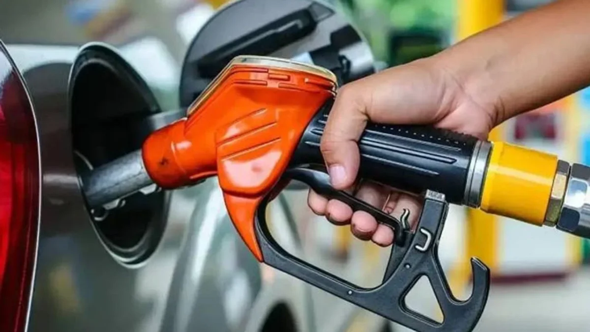 Benzin ve motorin fiyatlarına zam uygulanacak