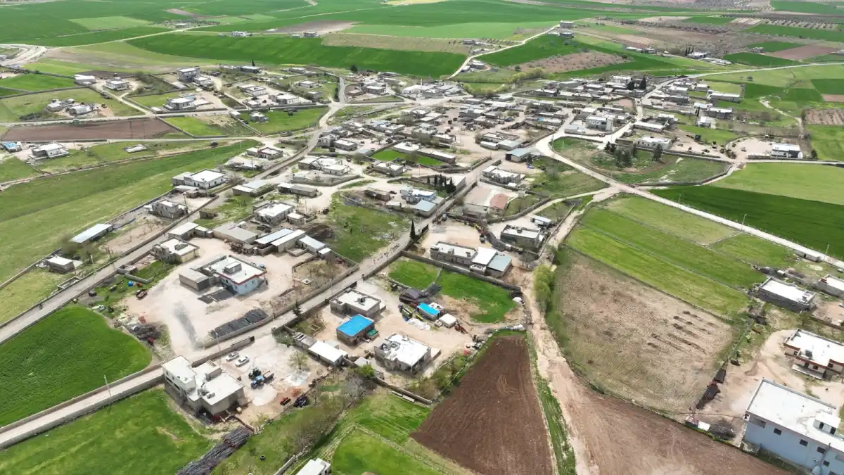 Büyükşehir’den kırsalda konforlu ulaşım için yoğun mesai