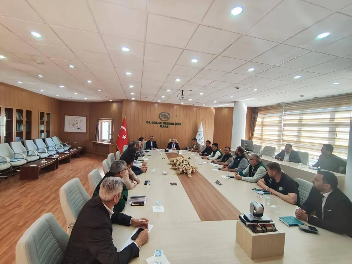 DSİ Genel Müdür Yardımcısı Faruk Fıratoğlu’ndan Kars DSİ 24. Bölge Müdürlüğü’ne ziyaret