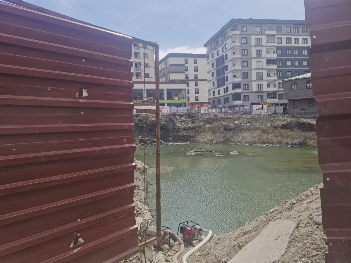 Erzurum’da cami kazısı felakete dönüyordu