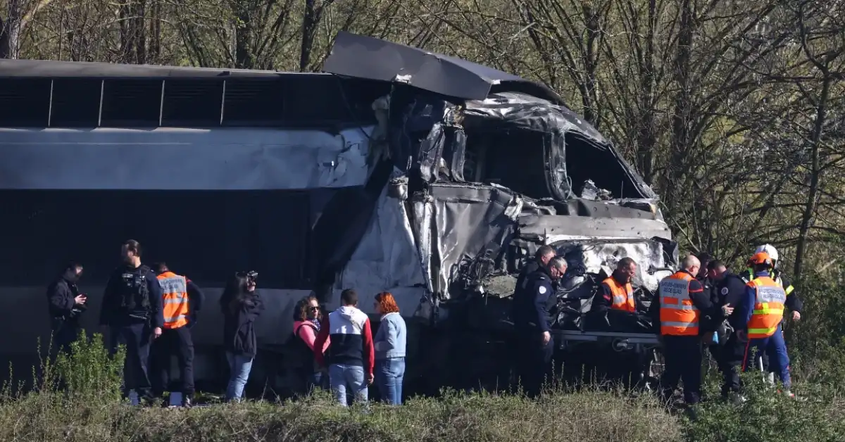 Fransa’da hızlı tren faciası: 1 ölü, 13 yaralı