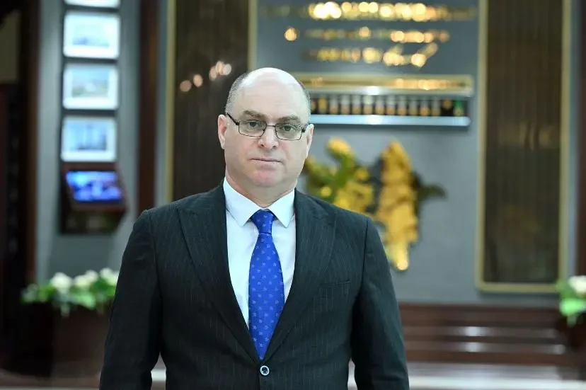 Gazeteci-Yazar Elşad Paşasoy: “Ay-yıldızlı bayrağımızı yakanlarla bizim yıldızımız asla barışamaz”