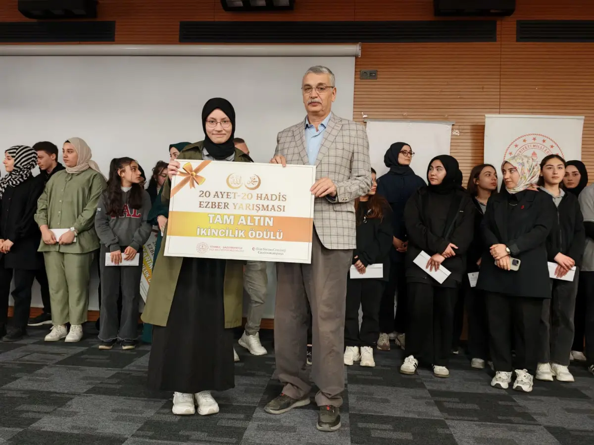 Gaziosmanpaşa’da “20 Ayet 20 Hadis” yarışma heyecanı