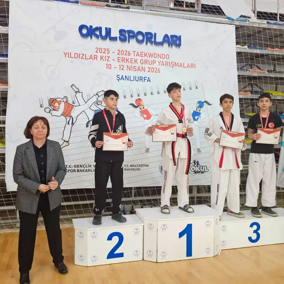 Genç tekvandocular Şanlıurfa’da zirveyi zorladı