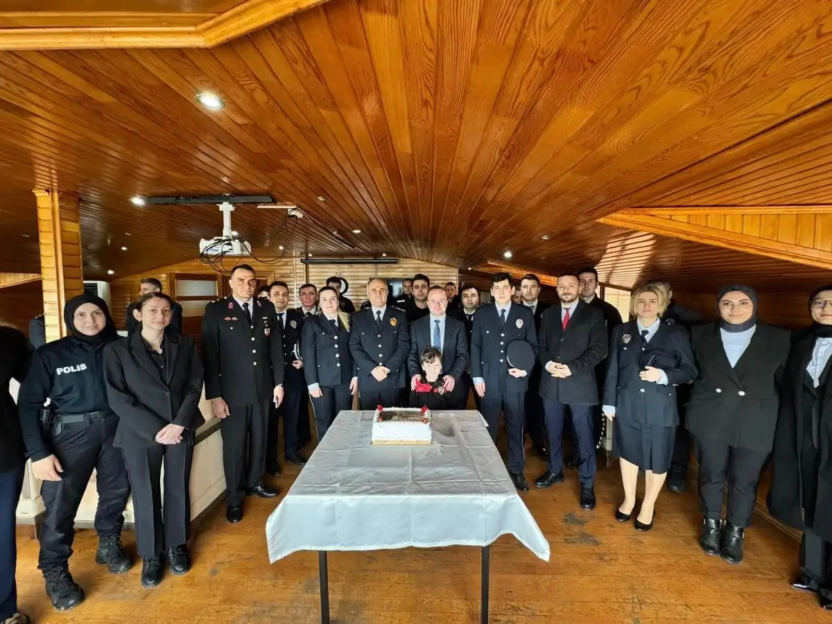 Hopa Kaymakamı Arslantürk, polis teşkilatını kabul etti