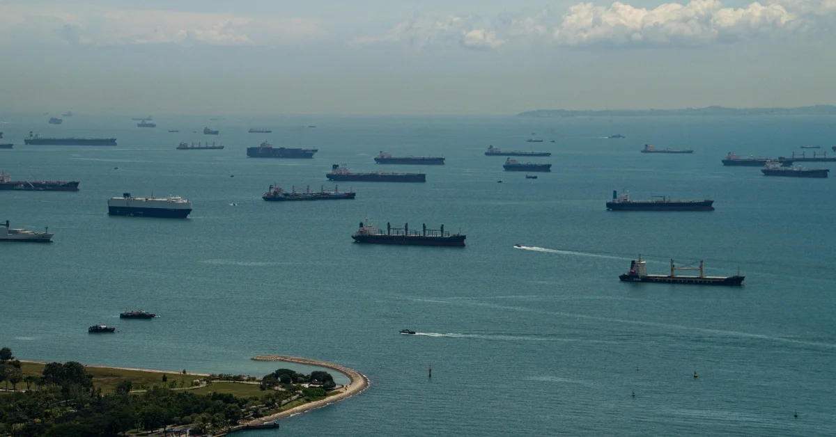 Hürmüz Boğazı açıldı, petrol sert düşüş yaşadı
