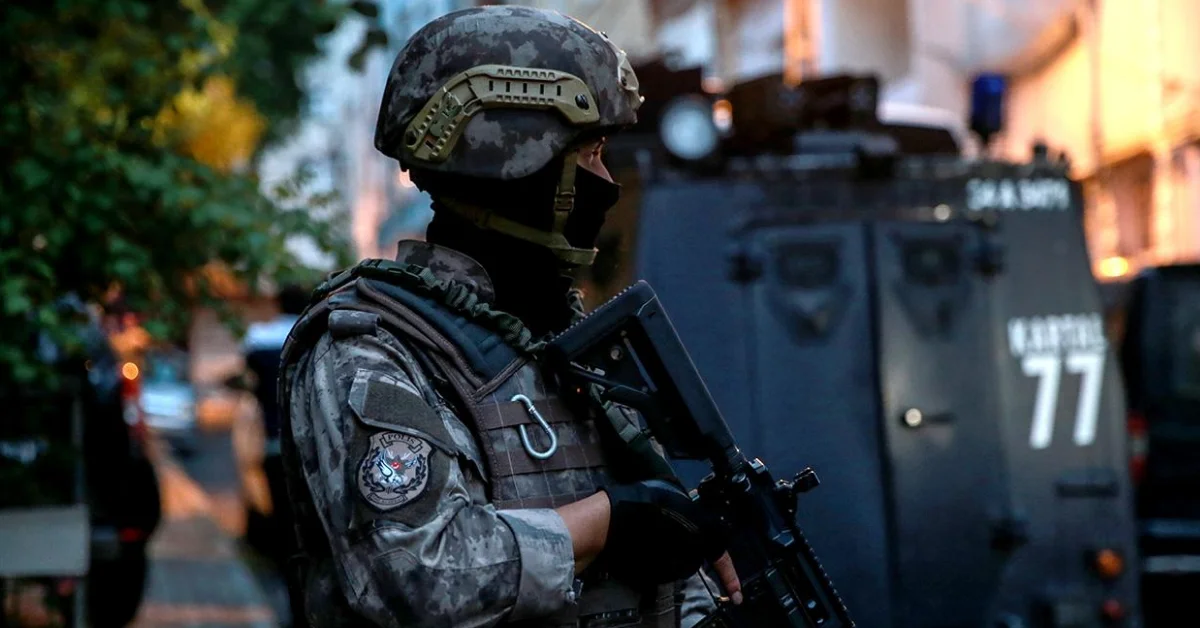 İstanbul merkezli organize suç operasyonu: 13 gözaltı