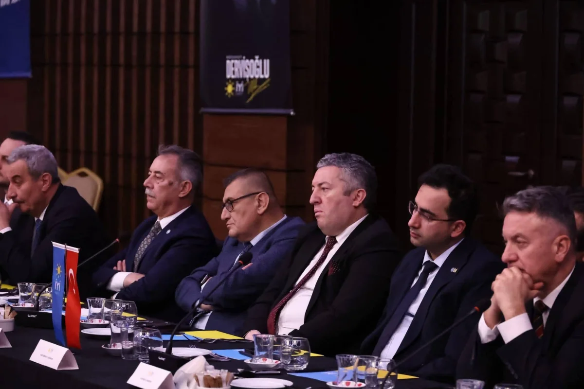 İYİ Parti Kars İl Başkanı Yeşilbağ, İl Başkanları Toplantısı’na katıldı