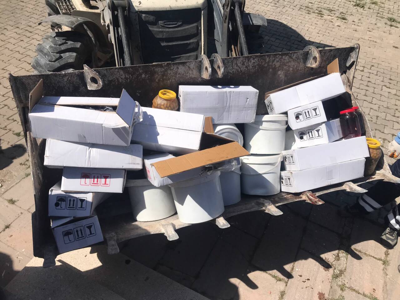 Aksaray’da Kaçak Gıda Operasyonu